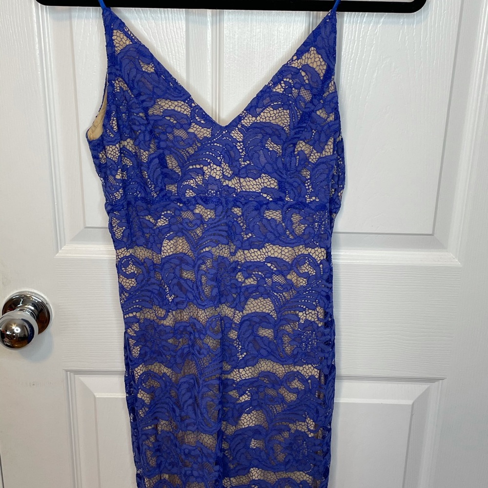 Women’s Mini Lace Dress